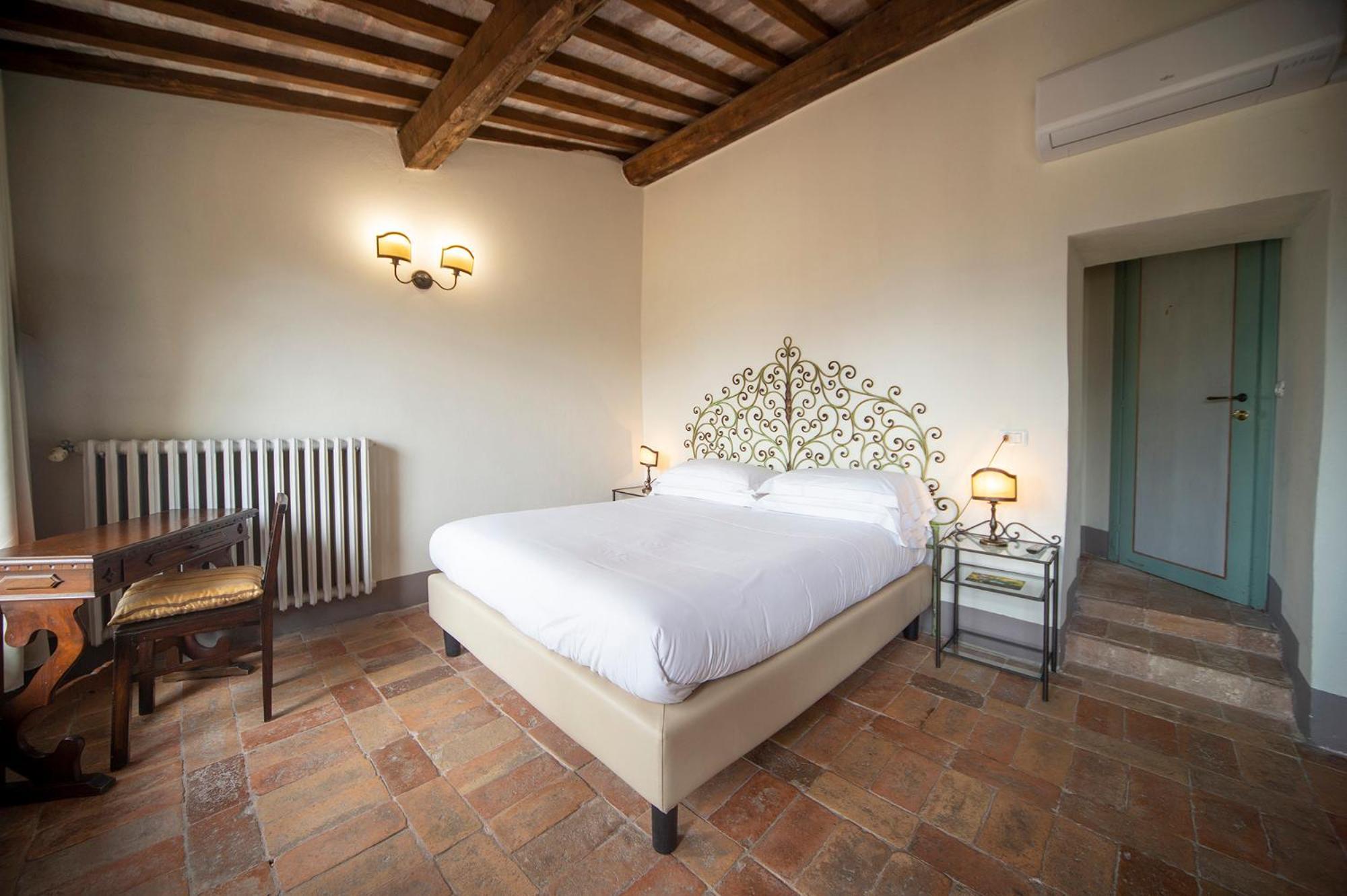 La Maesta Antica Dimora Di Campagna Villa Foligno Exterior foto