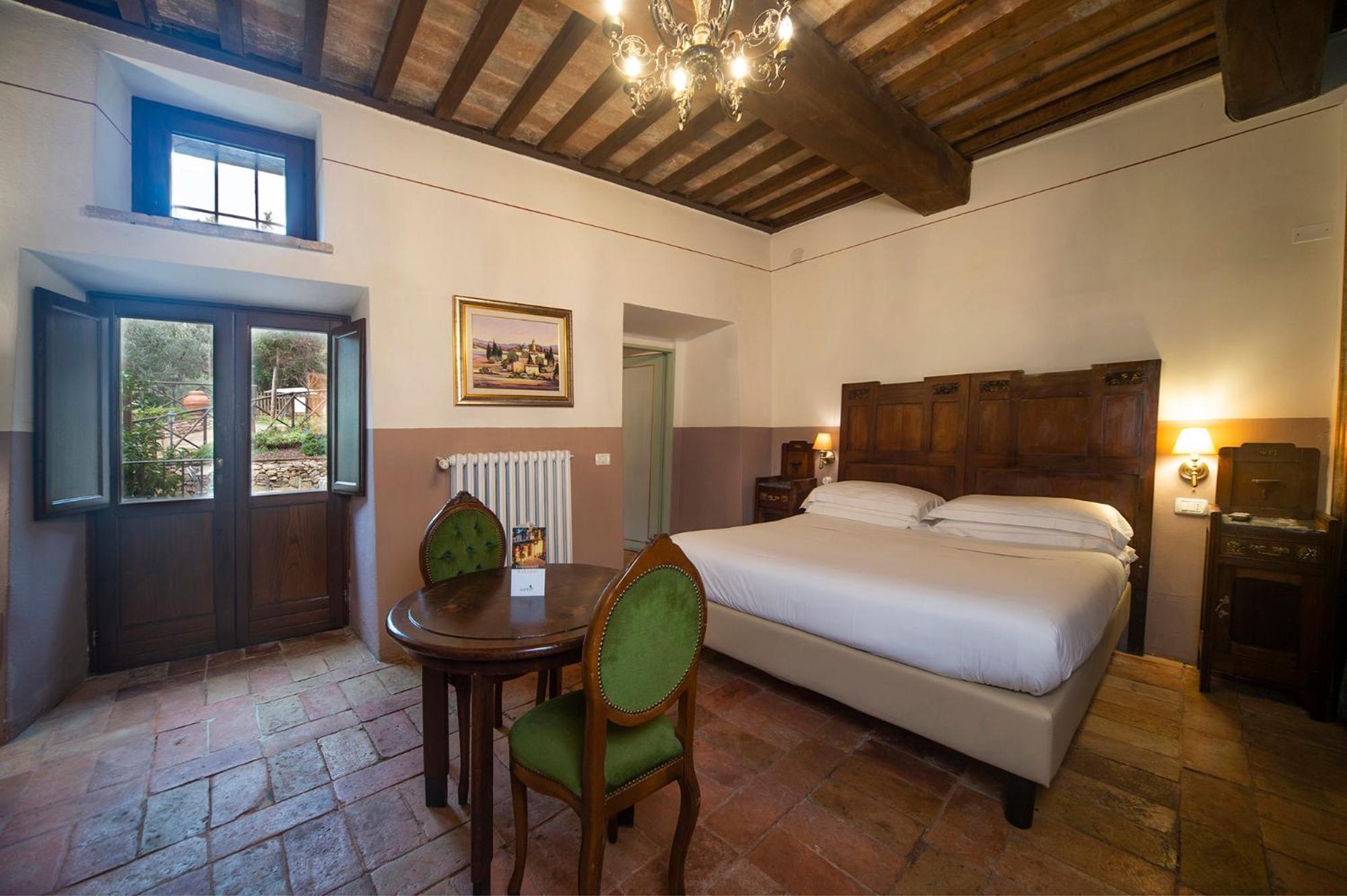 La Maesta Antica Dimora Di Campagna Villa Foligno Exterior foto